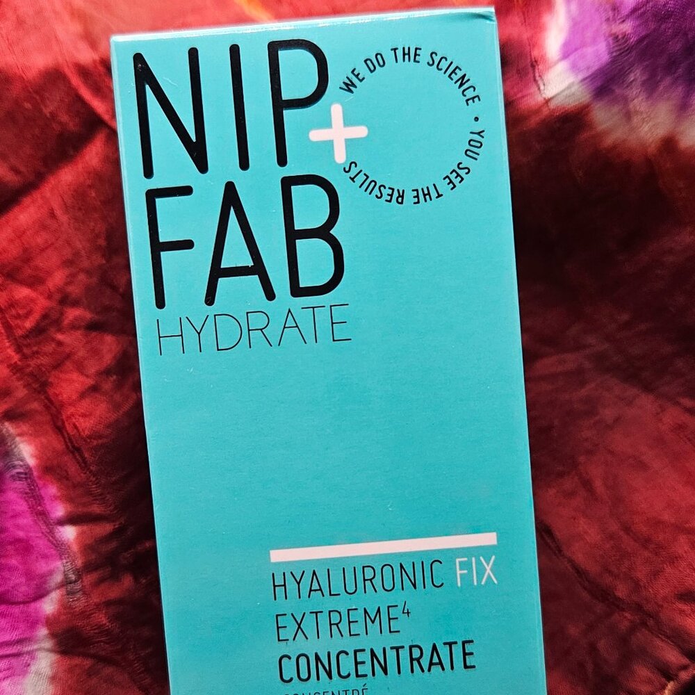 NIP + FAB Brand Hydrate NIB
